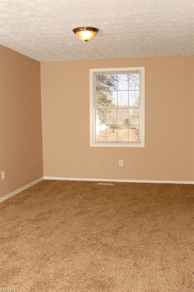 Building Photo - 3700 Bramblevine Cir