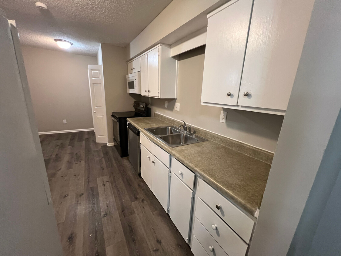 Primary Photo - Room in Townhome on Terrace Trail