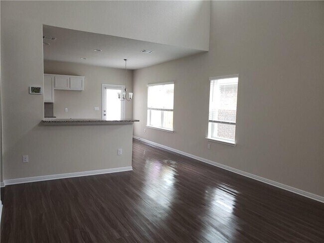 Building Photo - 416 Otto Ave
