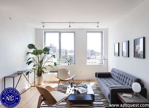 Foto principal - 302 Ashland Pl