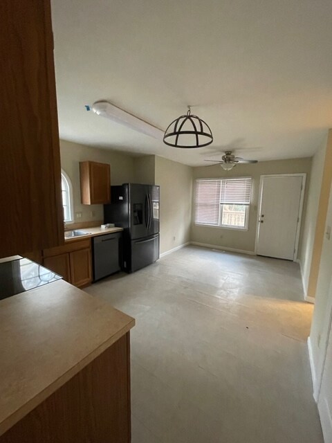 Foto del edificio - 4028 Iron Horse Rd