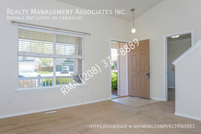 Foto del edificio - 3511 S Winema Pl