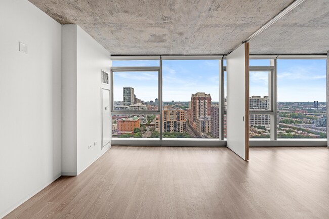 Foto del edificio - 38 E 14th St