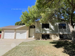 Building Photo - 5004 Hackamore Dr N