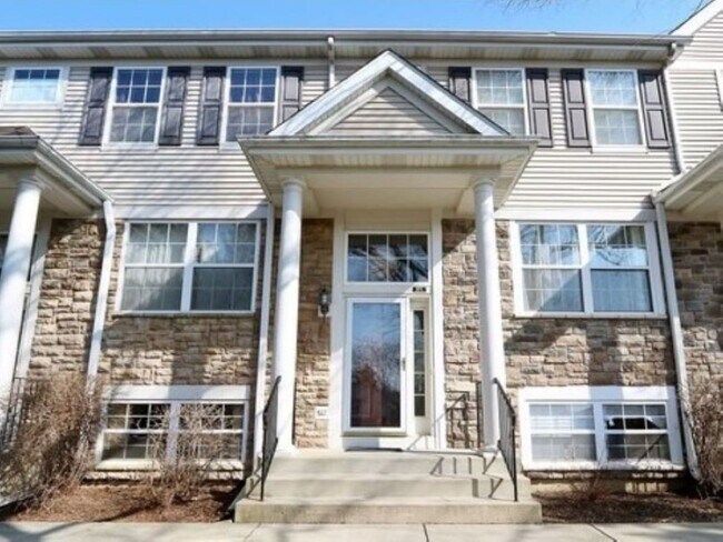 Building Photo - 874 S Insignia Ct