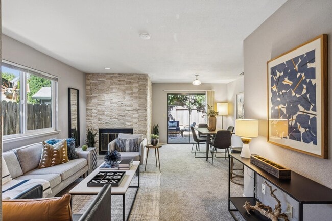 Building Photo - 7300 Perera Cir