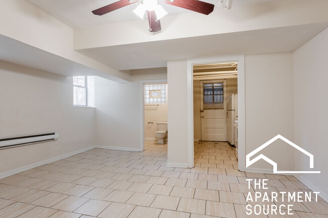 Photo - 2886 N Clark St Apartment