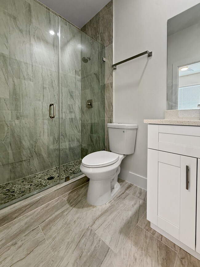 Foto del edificio - 3816 Ballard Rd