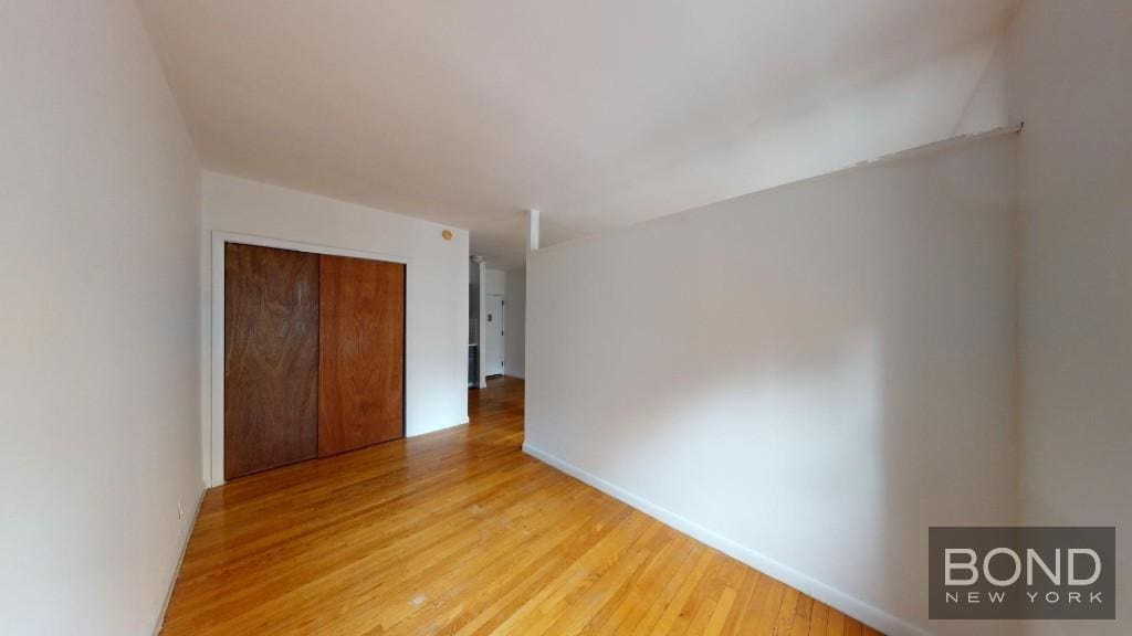Building Photo - 947 First Avenue
