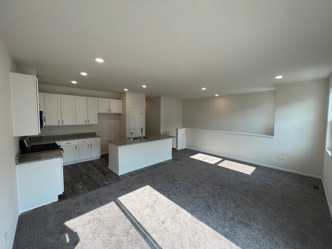 Building Photo - 4181 Chelsea Mnr Cir