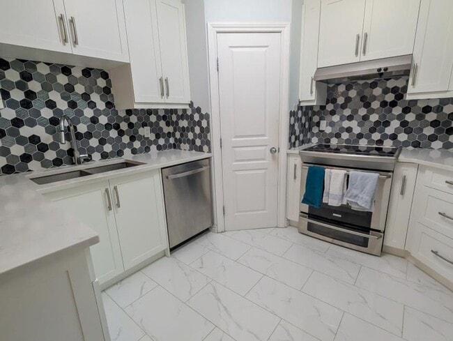 Photo du bâtiment - 2.0 bedroom in Calgary Alberta T2G 5P9