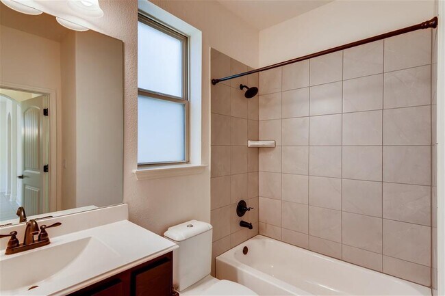 Building Photo - 8921 Blaze Dr