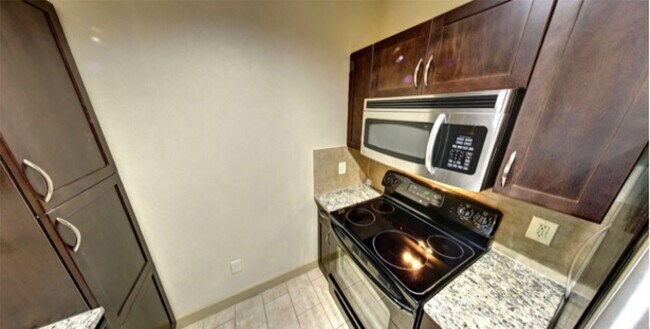 Building Photo - 3333 Weslayan St