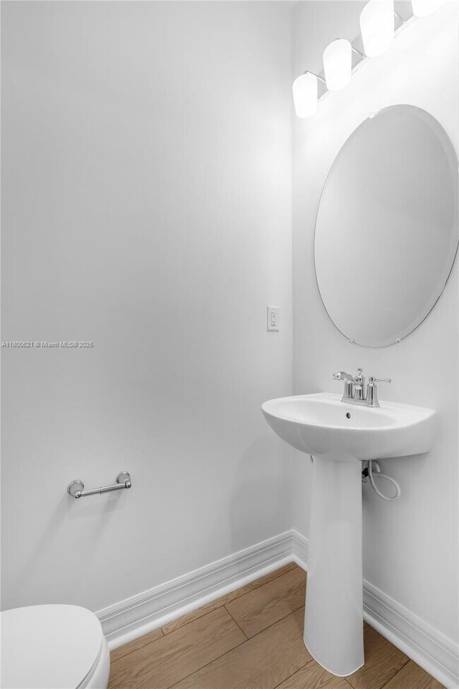 Foto del edificio - 8353 NW 7th Pl