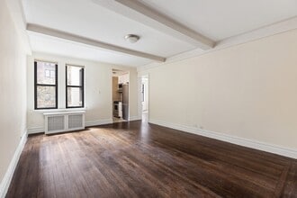 Building Photo - 41 W 72nd St