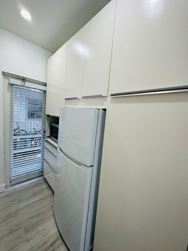 Foto del edificio - 745 13th St