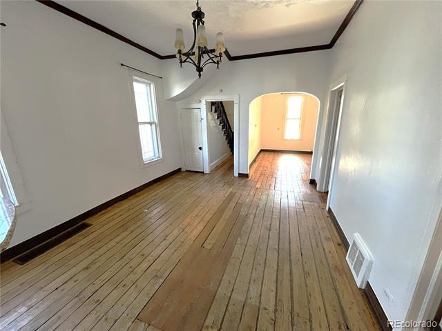 Building Photo - 677 Galapago St