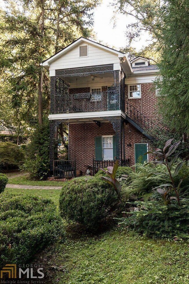 Foto del edificio - 1768 Monroe Dr NE