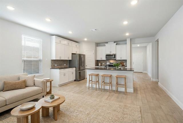 Foto del edificio - 3512 Lillian Ct