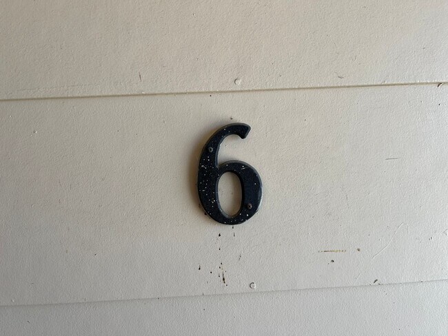 Foto del edificio - 300 Moursund Blvd. #6, San Antonio, TX. 78221