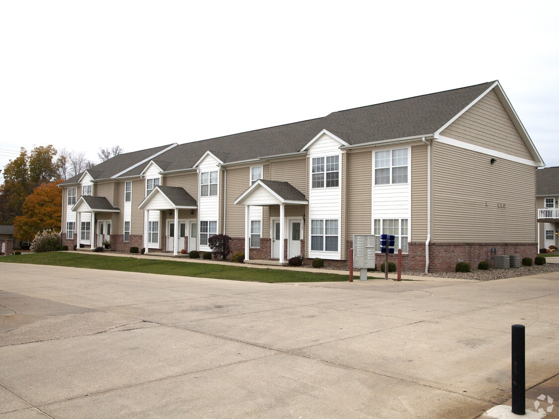 Primary Photo - Prairie Creek Apartments