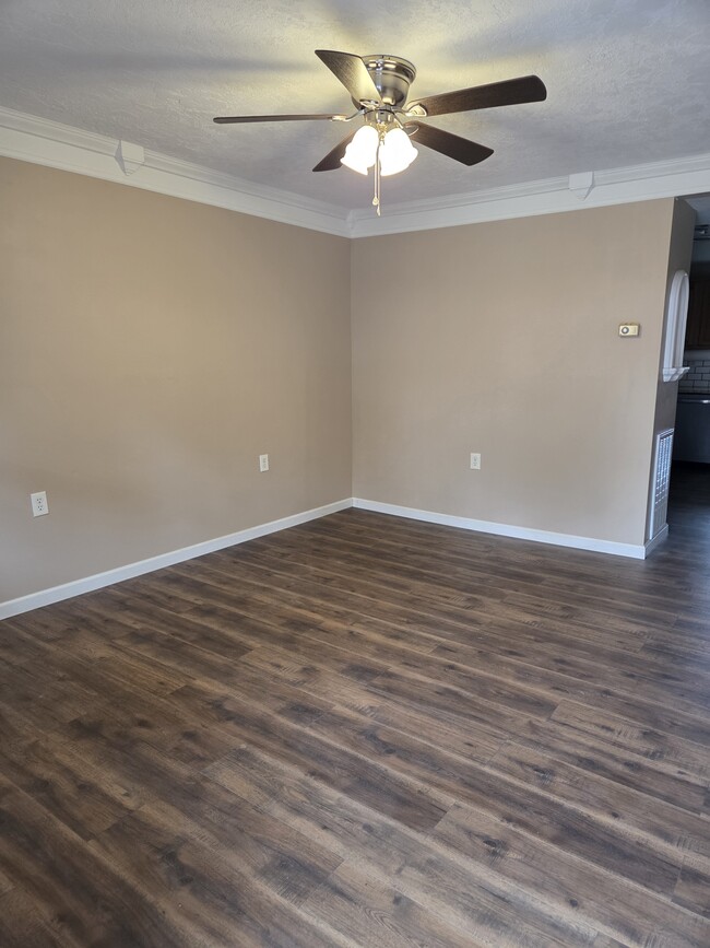 Foto del edificio - 154 Davis Ln