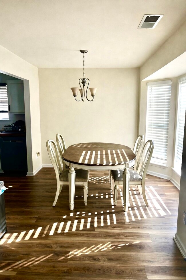 Foto del edificio - 13232 Lampmeade Ln