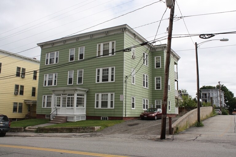 Primary Photo - 40 Bartlett St