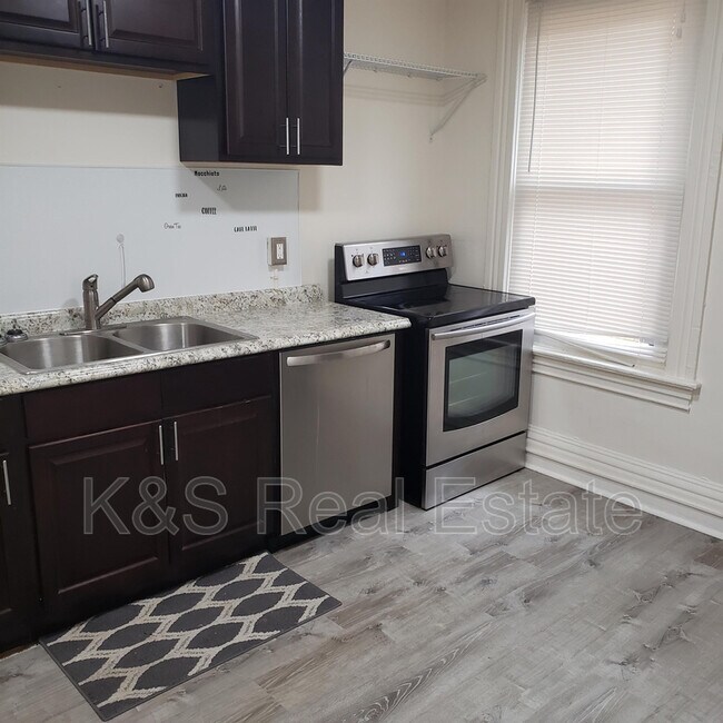 305 Marguerite Ave, Wilmerding, PA 15148 Condo for Rent in Wilmerding