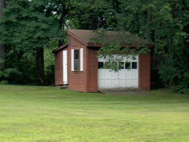 Building Photo - 39 Newton Rd
