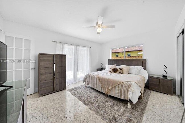 Photo - 1619 Hollywood Boulevard, Hollywood, FL 33020 - 3 BR 2 BA house