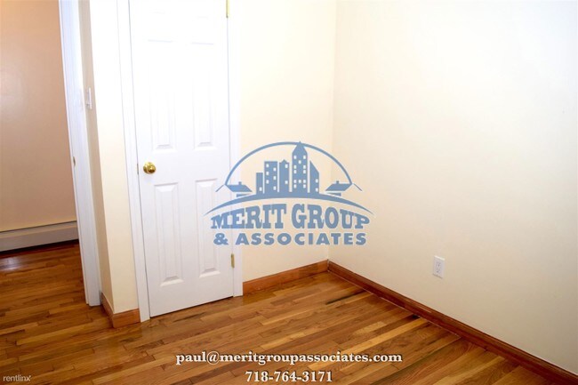 Foto del edificio - 3976 51st St