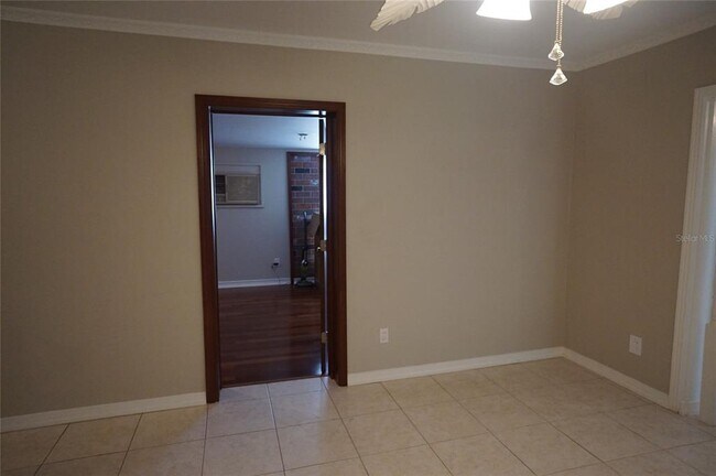 Foto del edificio - 4714 W Bay Vista Ave
