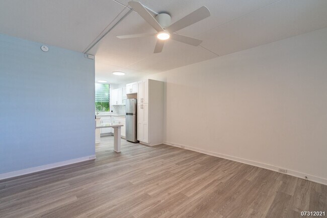 Foto del edificio - RECENTLY RENOVATED GROUND FLOOR PUALEI CIR...
