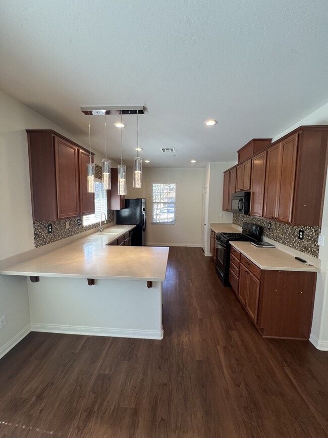 Foto del edificio - 42912 Beamer Ct