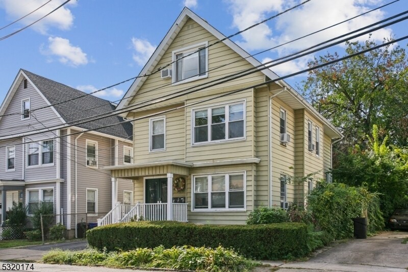 2 Bedroom Duplex For Rent In Bloomfield Nj 1000