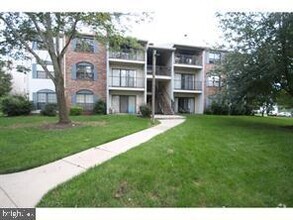Building Photo - 39 Rickard Ct
