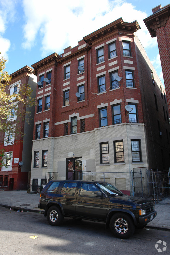 Building Photo - 52-54 Elliott Ave