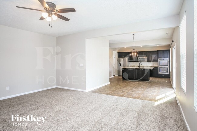 Foto del edificio - 4020 Poplar Dr