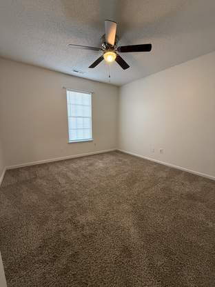 Foto del edificio - Charming 2 Bedroom Townhous 1068 W. Pueblo Dr.