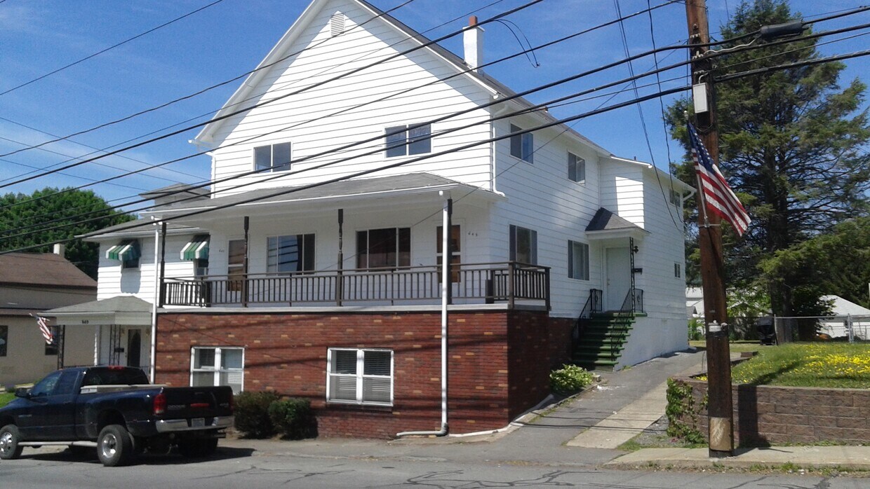 Primary Photo - 645 S Main St