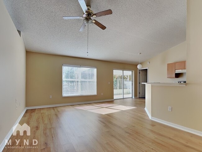 Foto del edificio - 12244 Pine Bluff St