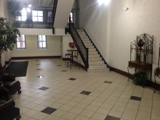 Building Photo - Condo For Rent by Capital Property Managem...