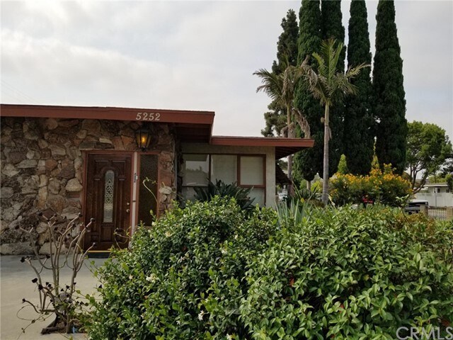 Building Photo - 5252 E Wardlow Rd