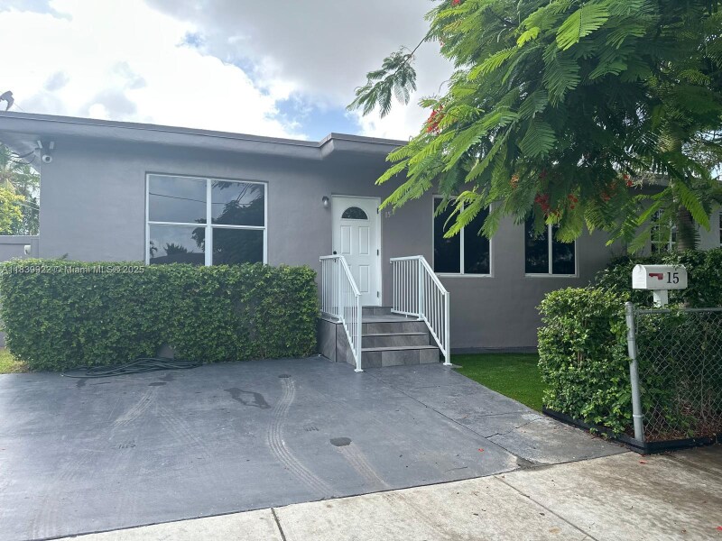 Foto principal - 15 NW 31st Ave