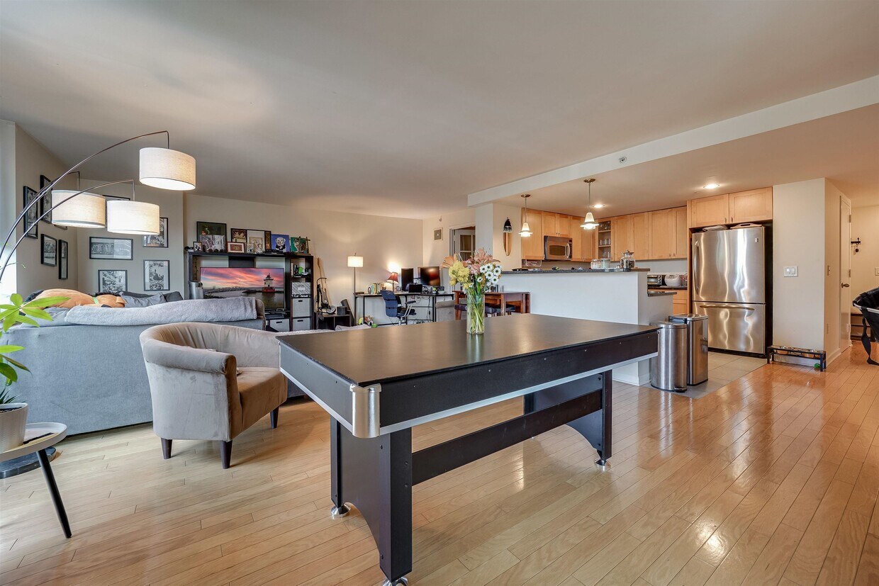 Foto principal - 700 Grove St