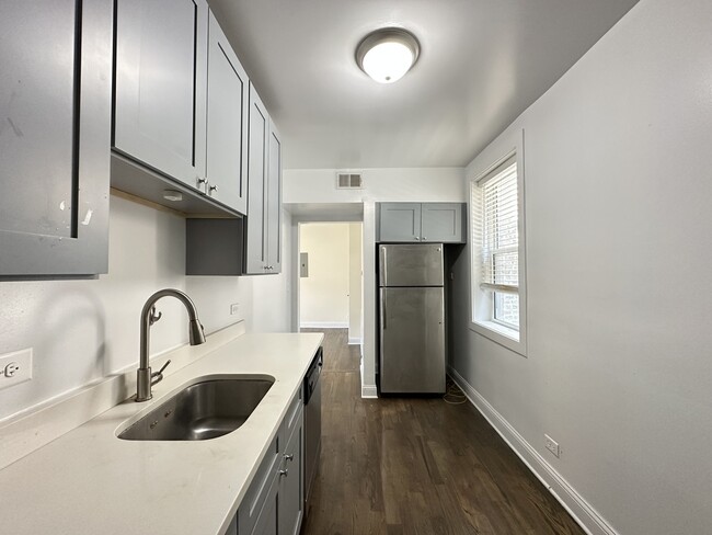Building Photo - 3535 W Fullerton Ave