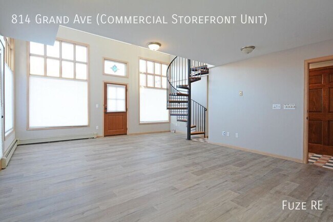 Foto del edificio - 814 Grand Ave