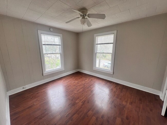 Foto del edificio - 312 S Pumphrey St