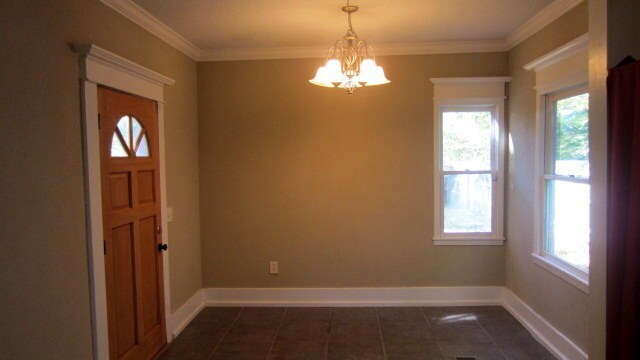 Building Photo - 851 Madison St